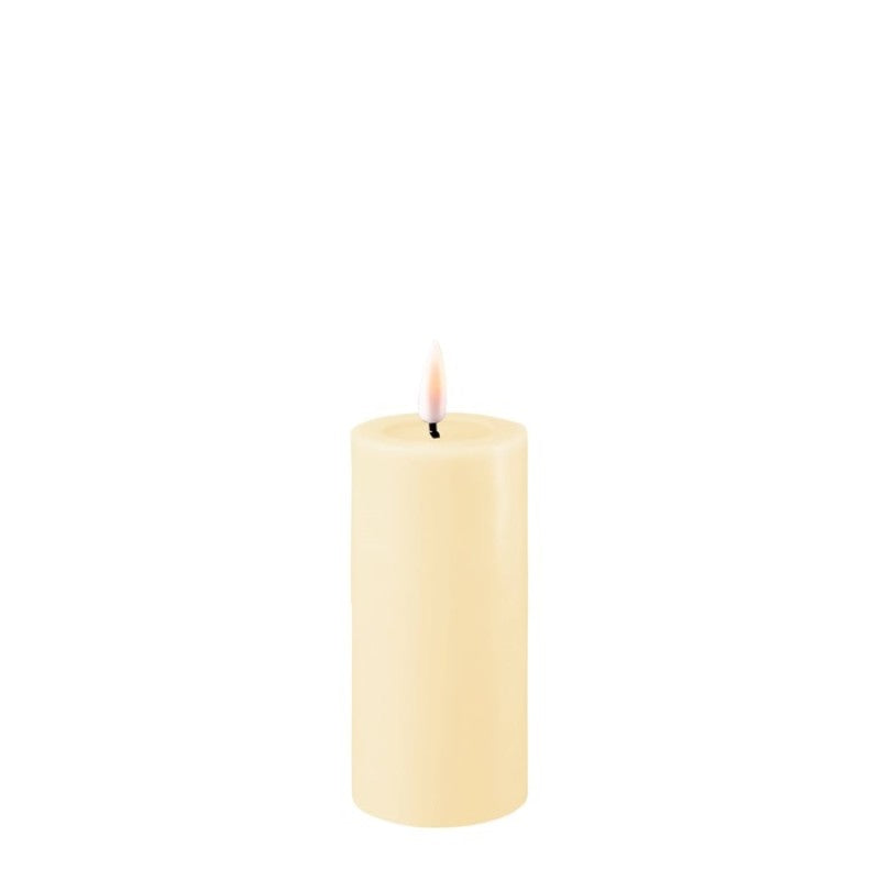Deluxe Homeart Battery Operated LED Candle - Cream - 5 x 10cm