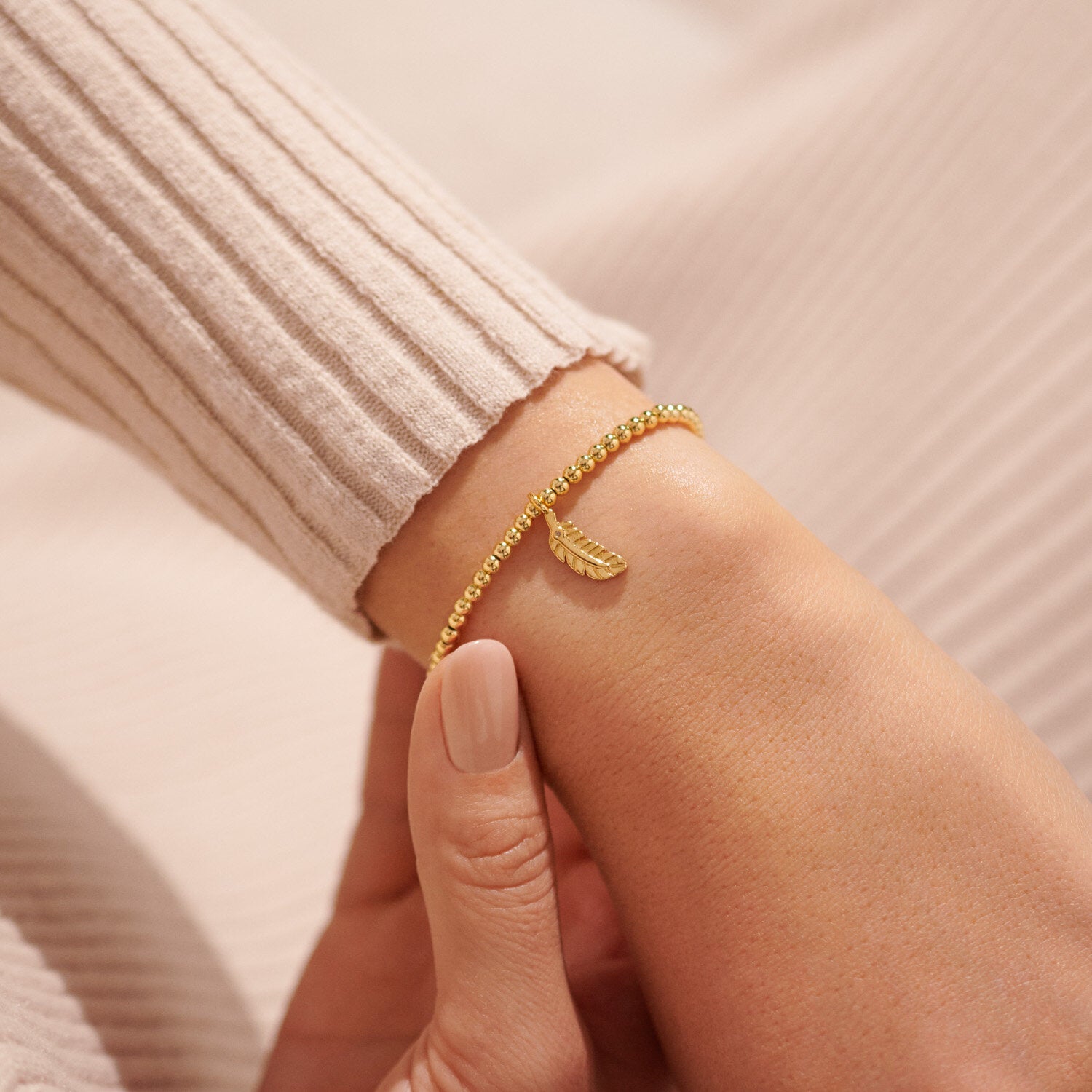 Gold - A Little - Feathers Appear When Loved Ones Are Near Bracelet - Joma Jewellery