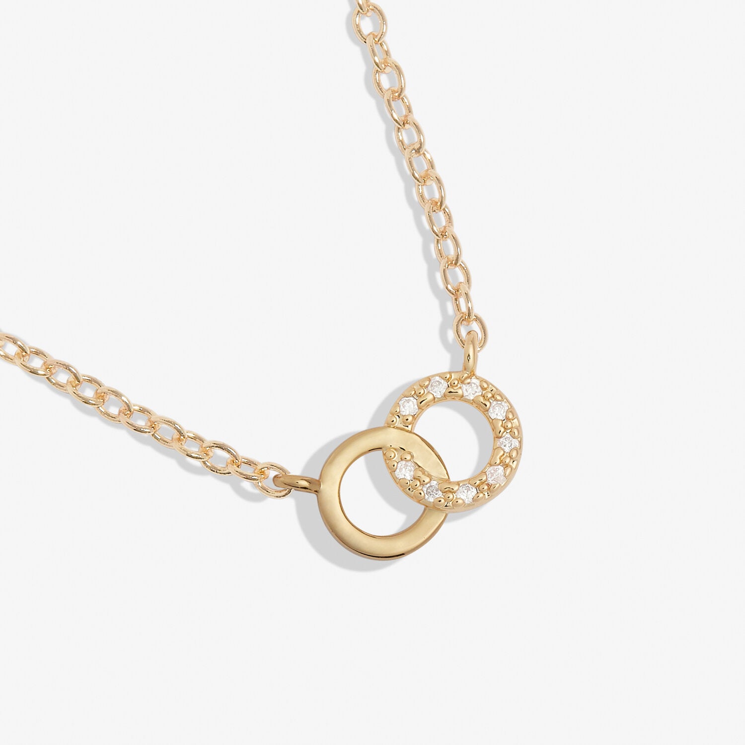 Mini Charms Pavé Linked Circles Necklace In Gold Plating