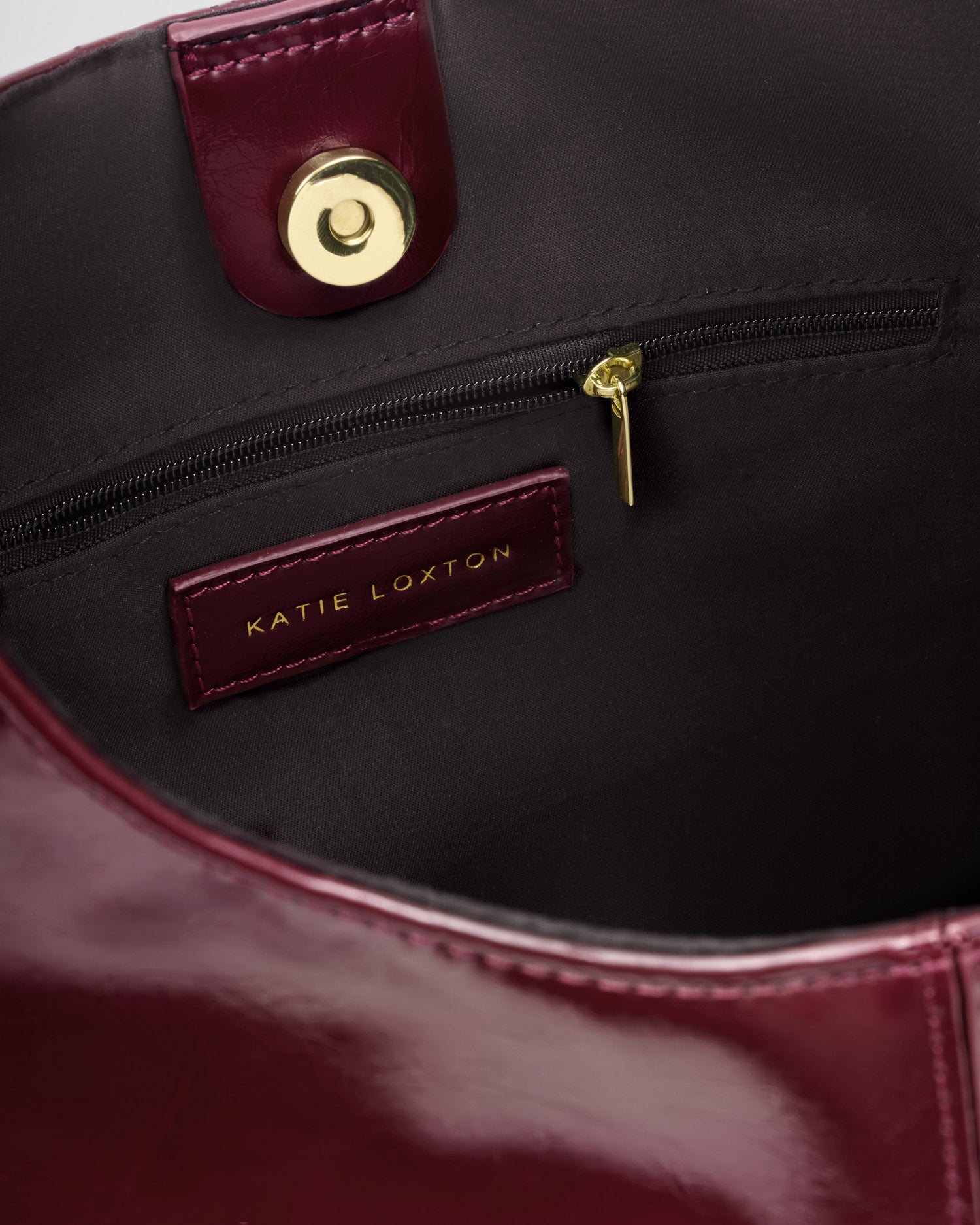 Laila Patent Crackle Slouch Shoulder Bag 'Cherry Crackle Pu'