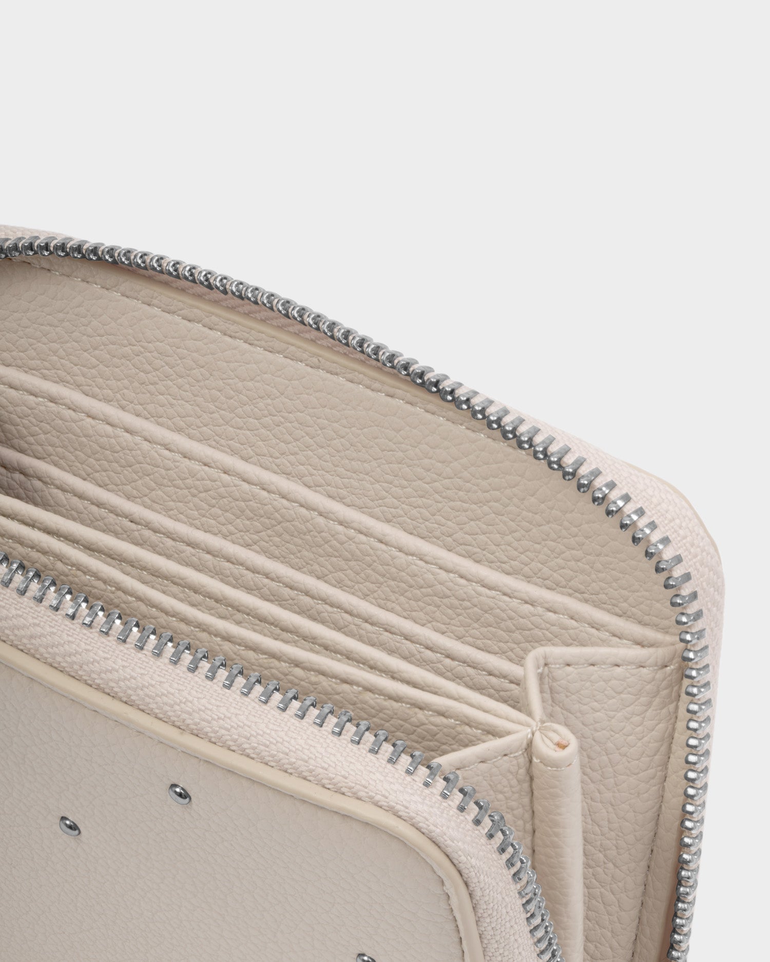 Meela Studded Purse 'Oyster'