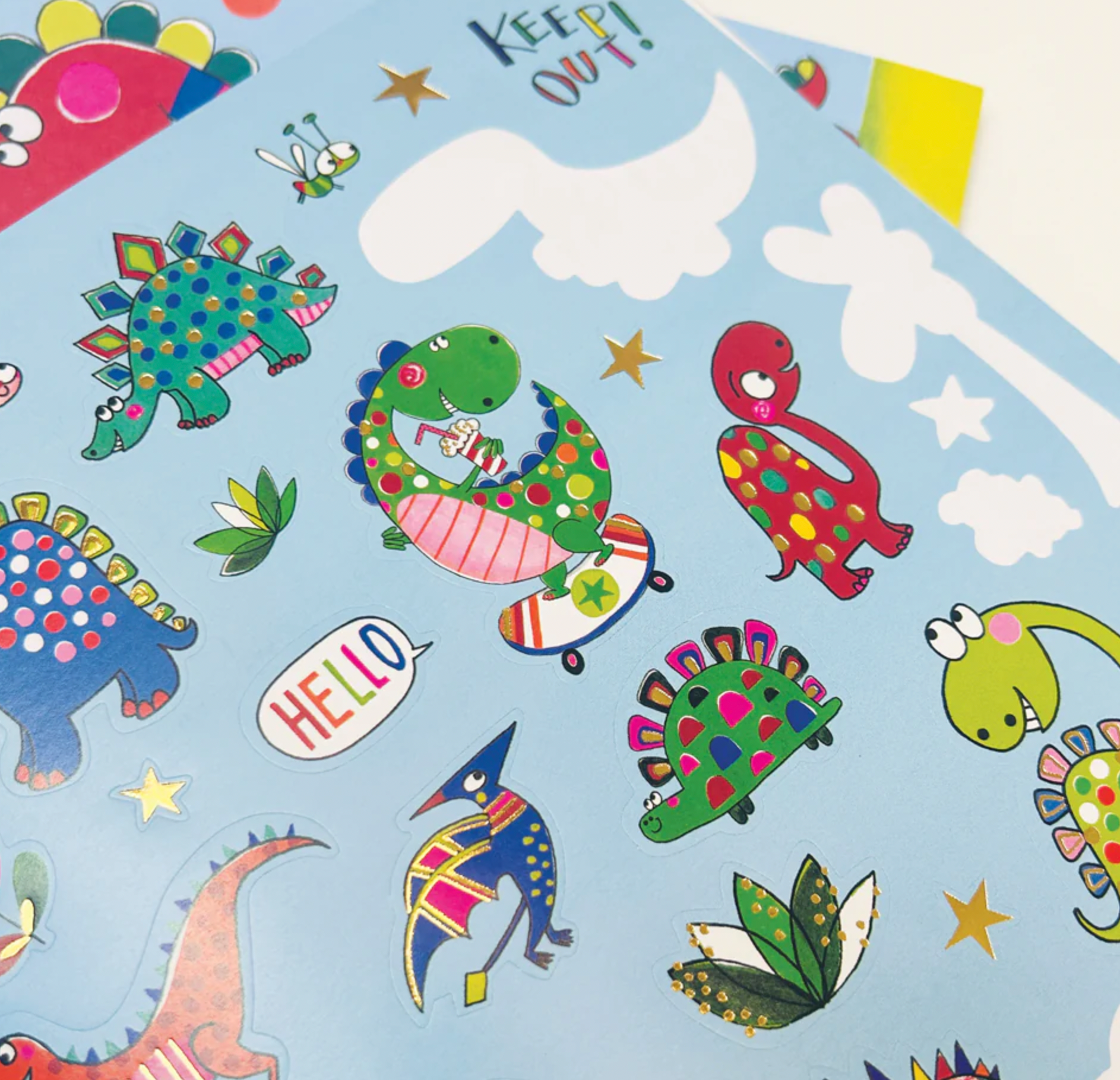 STICKER SCENE AND COLOURING BOOK BOOK - DINOSAUR