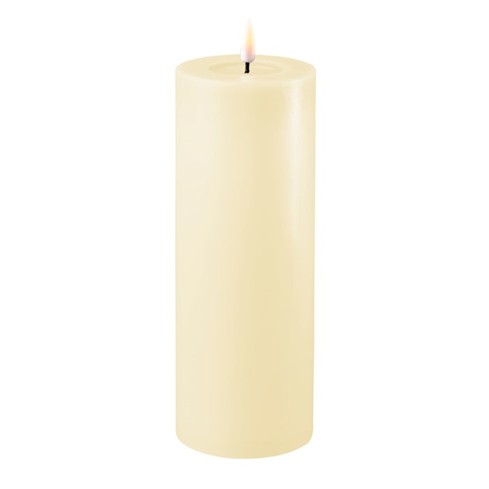 Deluxe Homeart Battery Operated LED Candle - Cream - 7.5 x 20cm
