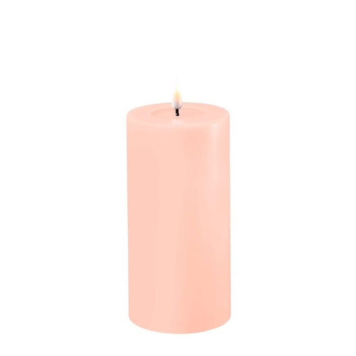 Deluxe Homeart - Battery Operated LED Candle - Light Pink - 7.5 x 15cm